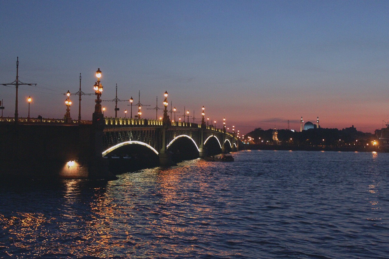 Бюджетные выходные в Петербурге: экскурсии, музеи, развлечения