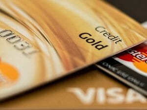 7 способов сэкономить на кредитной карте